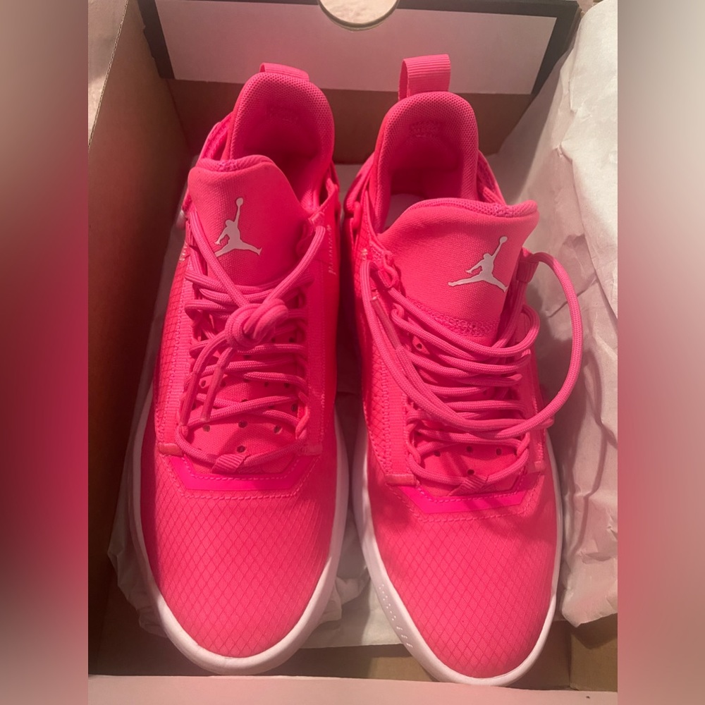 Jordan Proto • Size 5.5Y